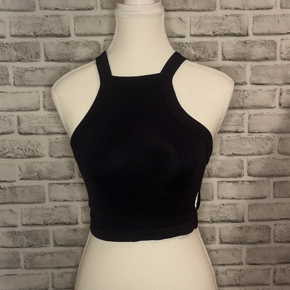 NWOT Free People Movement by Free People Crop workout tank​​​​​ - Picture 2 of 4